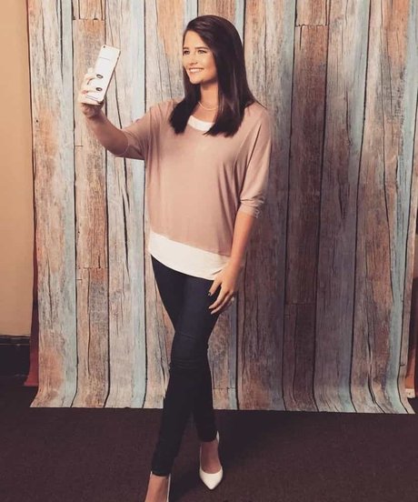 Hallie Clark estrella hermosa archivo