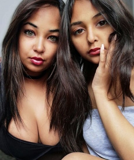 Magan Jade buen modelo imágenes