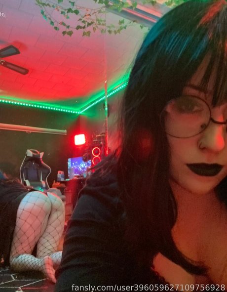 WhisperingPizza ASMR estrella porno caliente galería