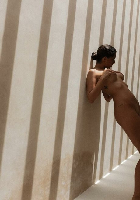 marialevyy desnudos de modelos foto