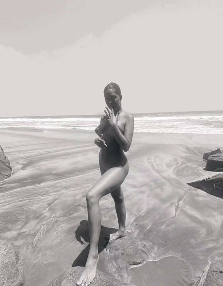 marialevyy estrella perfecta foto