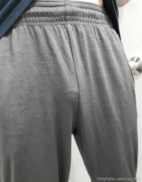 cui free desnudos estrella foto