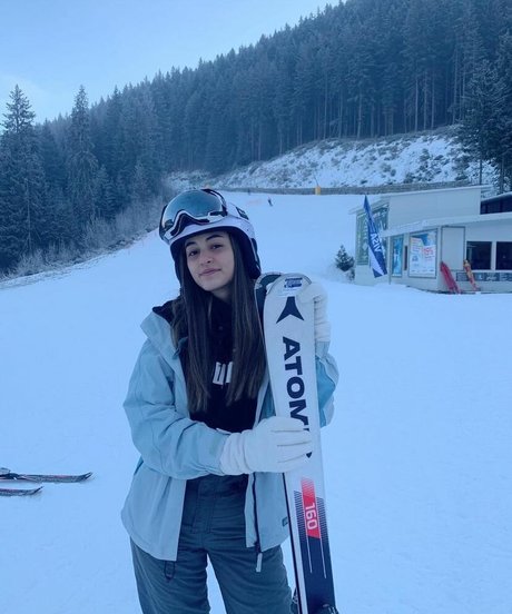 lotem passal actriz libre galerías