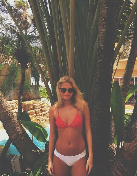 Ellie Gall estrella adulta foto