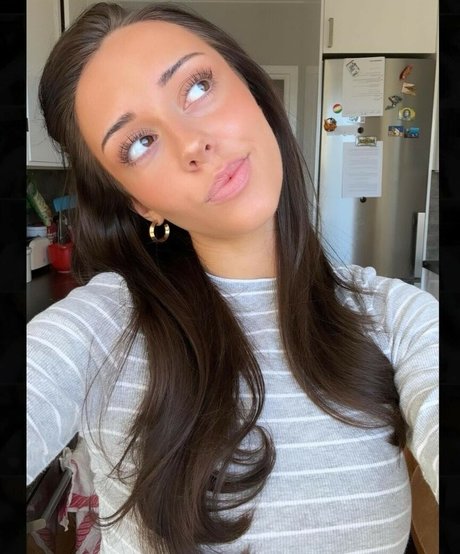 Leia Goransson actriz de arte imagen