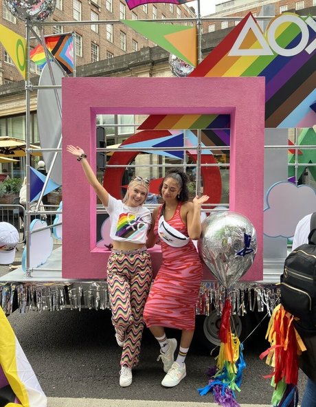 Emmalition modelo desnudos galerías