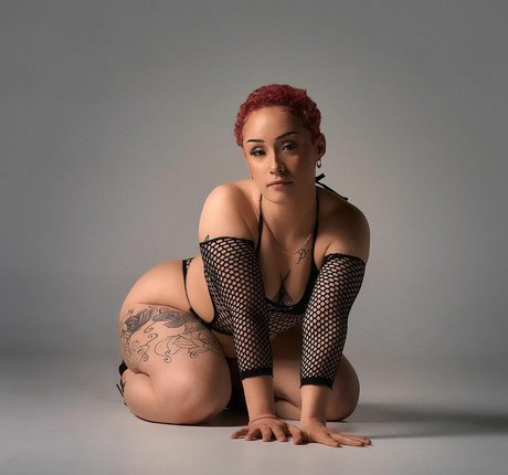 Bigbbyv modelo de alta definición imágenes