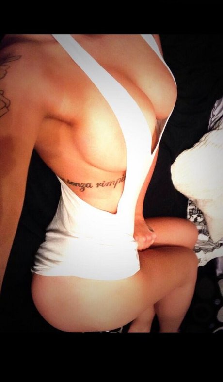 Abi Parker estrella porno de arte galería