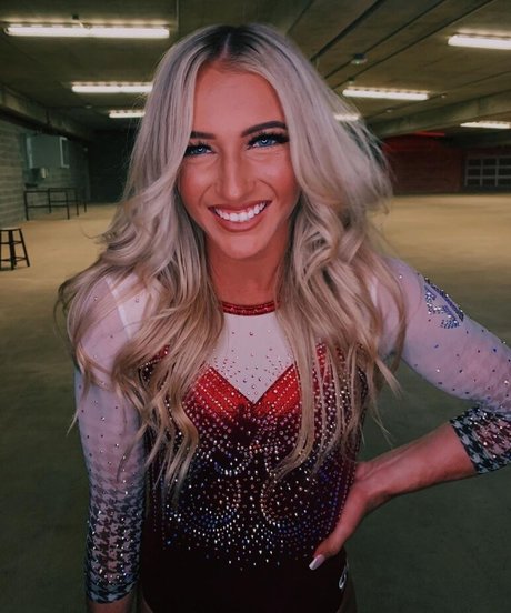 Lexi Graber modelo desnudo recopilación