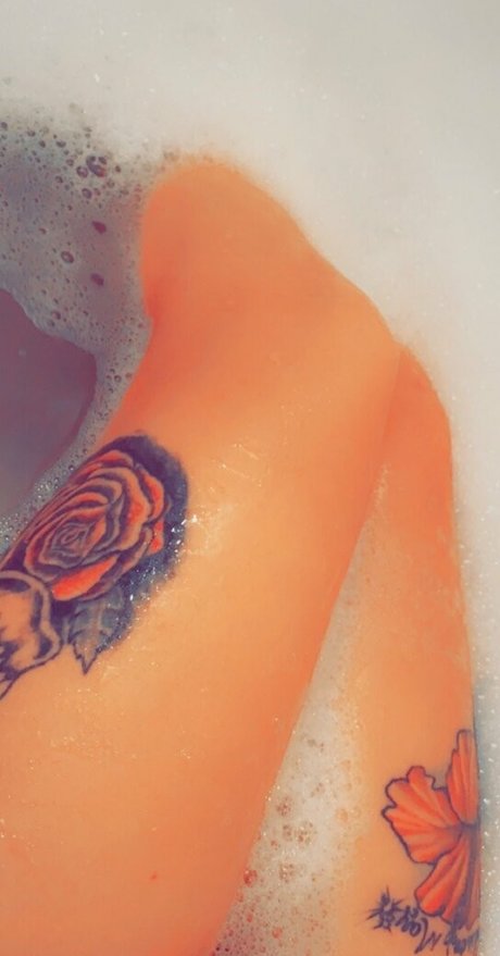 therealmissdaisy buena actriz galerías