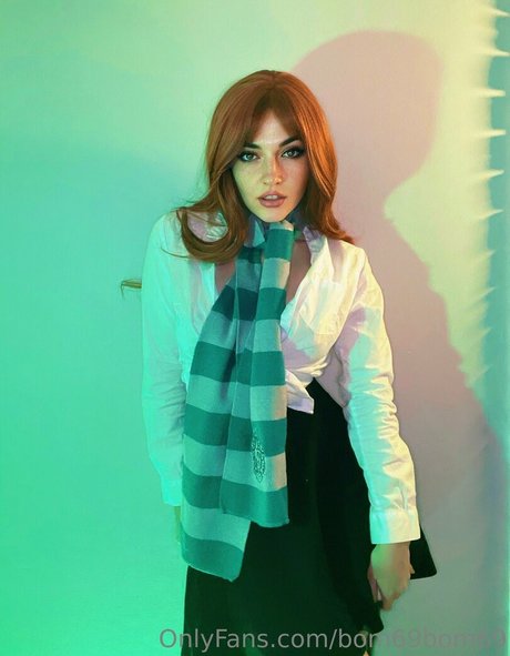 bom69bom69 modelo atractivo fotos