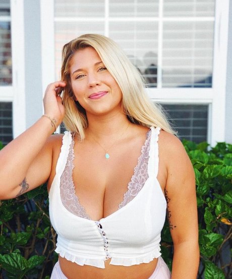 Stacy Perkins bonita actriz imagen