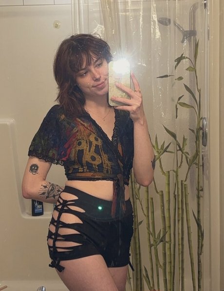 Anothrsadartist estrella xxx fotos