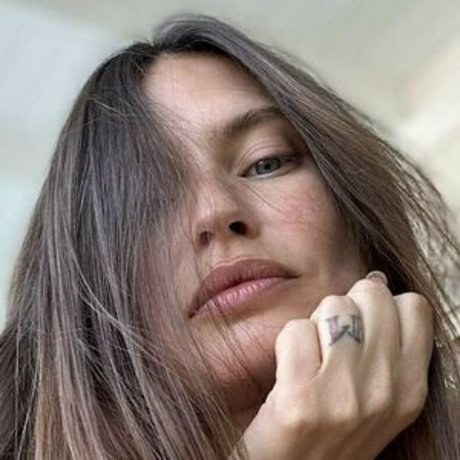 Bianca Balti sexo estrella porno imágenes