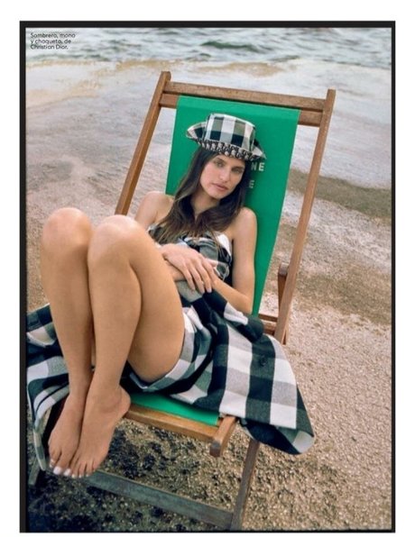 Bianca Balti actriz atractiva galería