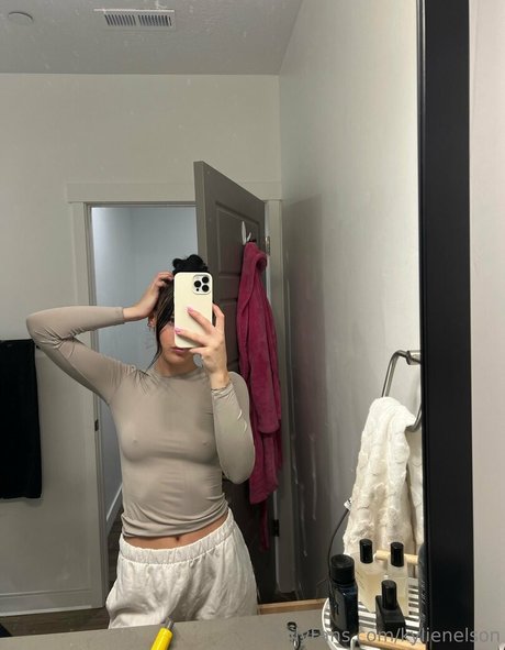 kylienelson modelo hermosa fotos