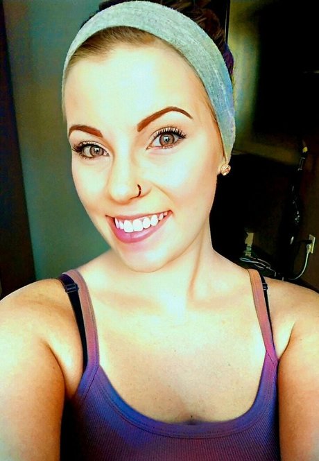 Skylynn Greene modelo desnudos archivo