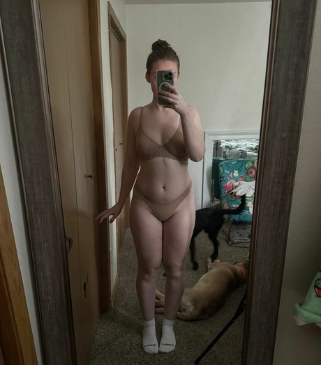 Adorablelilli estrella atractiva galería