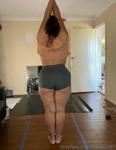 mandycc87 linda estrella foto