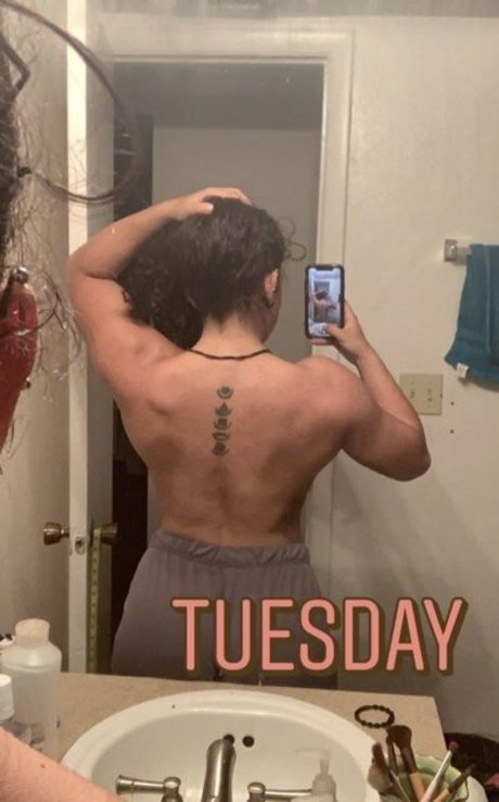 PoofBallDemon actriz erótica imagen