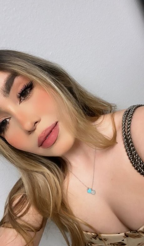 Paola Silerio estrella hd archivo