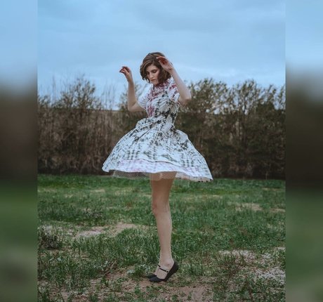 Moria Akons modelo mejor fotos