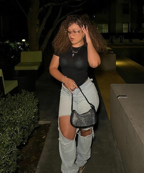 Tahani Anderson estrella hd imágenes