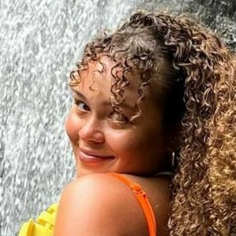 Tahani Anderson bonita estrella porno fotos