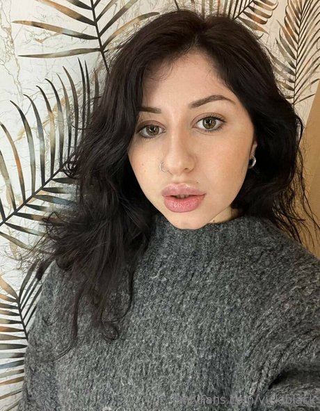 latinas de grandes tetas onlyfans sexy alta definición archivo