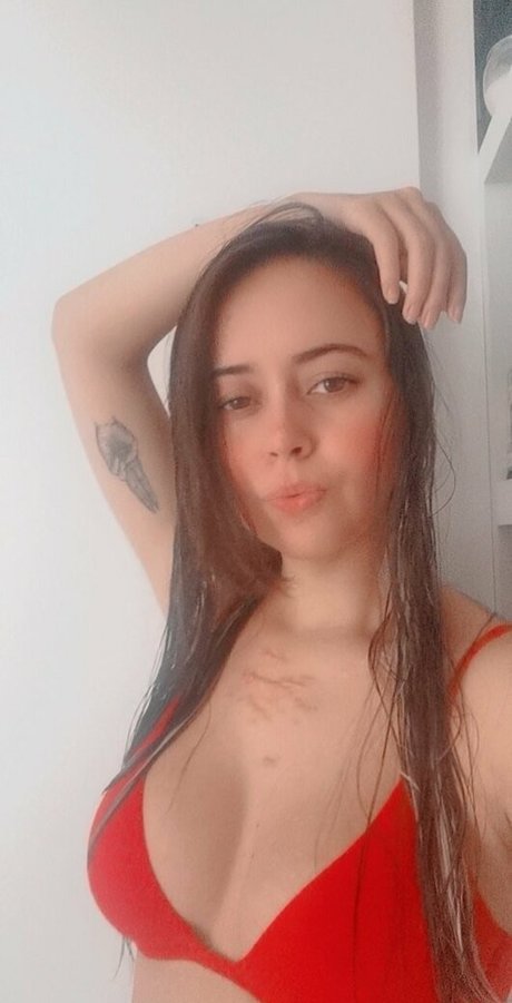 baal T modelo sexual foto