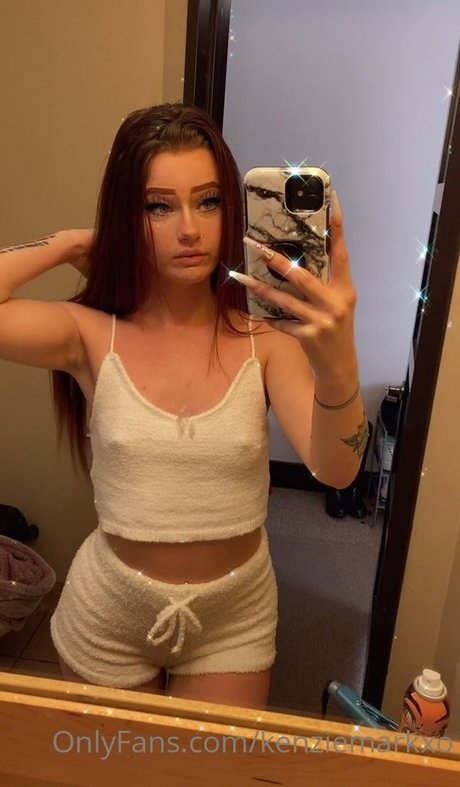 Kenziemarkxo estrella porno xxx imágenes