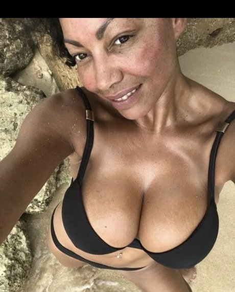 Charmaine Sinclair actriz xxx imagen