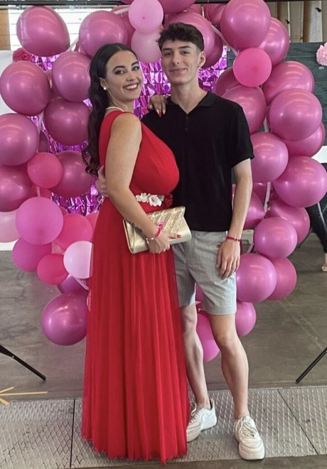 Anneris modelo desnudo galería