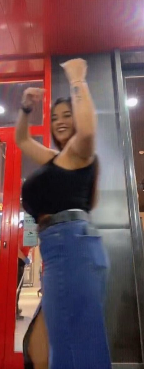 Anneris estrella pornografica foto