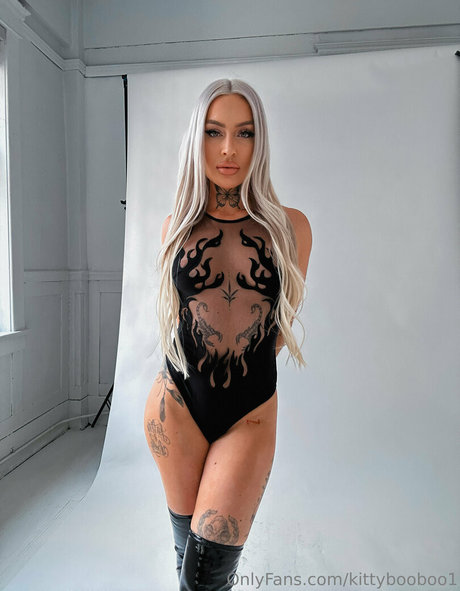 Kittybooboo1 arte modelo galerías