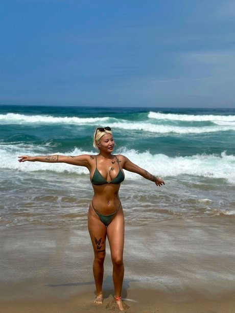 Lee Jaebeol estrella atractiva imagen