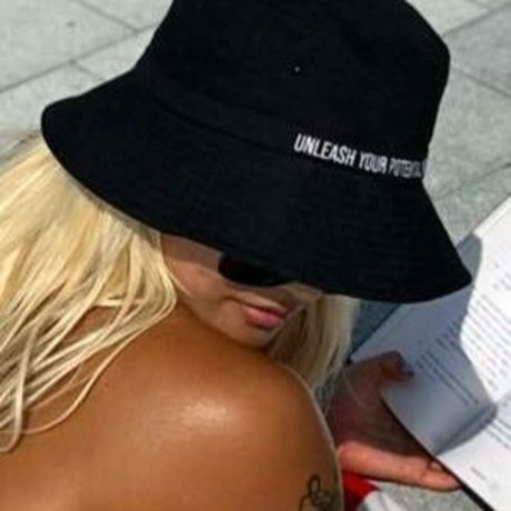 Lee Jaebeol estrella porno adulto galería