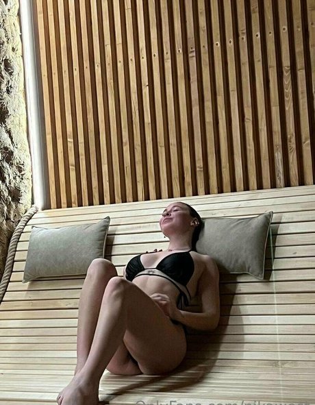 nikawest actriz erótica galerías