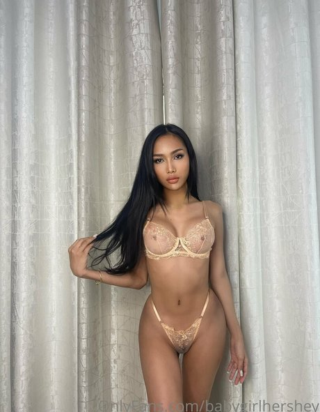 Babygirl Hershey estrella porno adulto galería