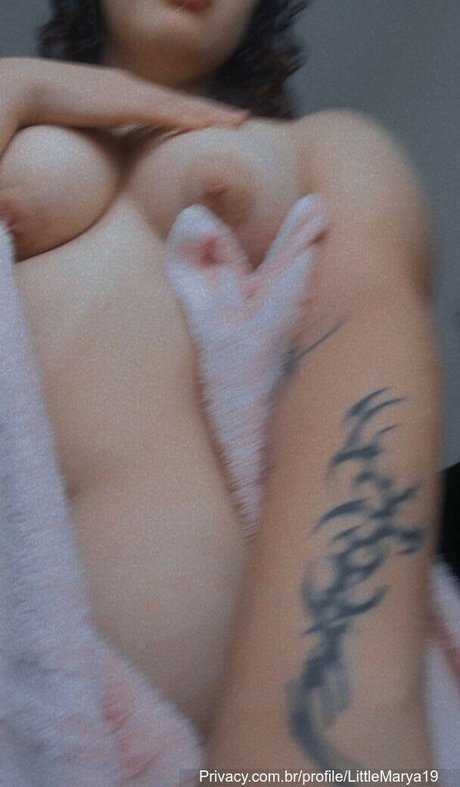 LittleMarya modelo de arte galería