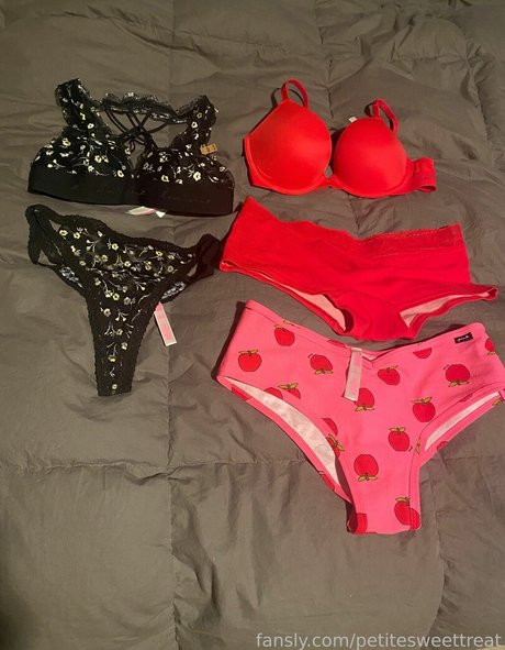 petitesweettreat modelo hermosa archivo