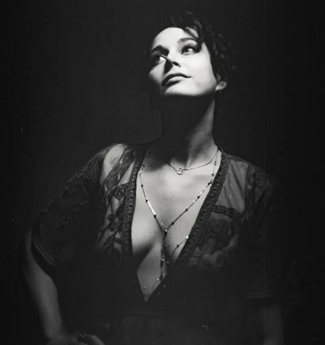 Salunes secret estrella porno en alta definición archivo