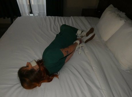 sweetpeacheslanevip modelo sexual imágenes