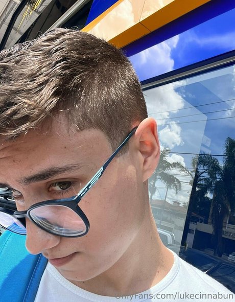 lukecinnabun modelo libre recopilación