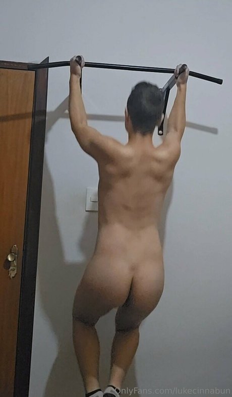 lukecinnabun sexo modelo foto