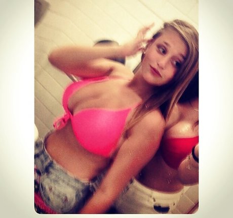 Luan Raviv estrella porno bonita galería