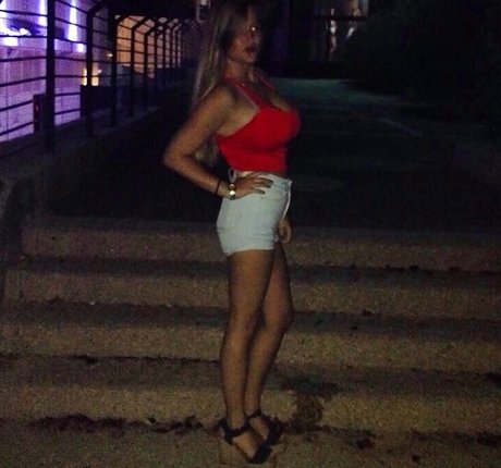 Luan Raviv actriz perfecta foto