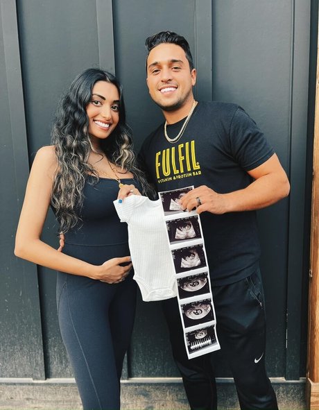 Zia Natasha Lehman estrella del arte galería