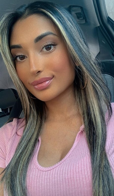 Zia Natasha Lehman actriz exclusiva foto