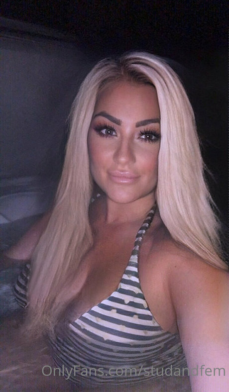 reallesbiansx modelo archivo